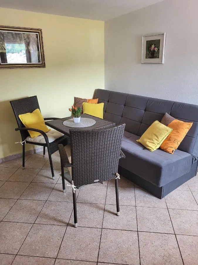 Apartments Kaja Pag Town 0*,