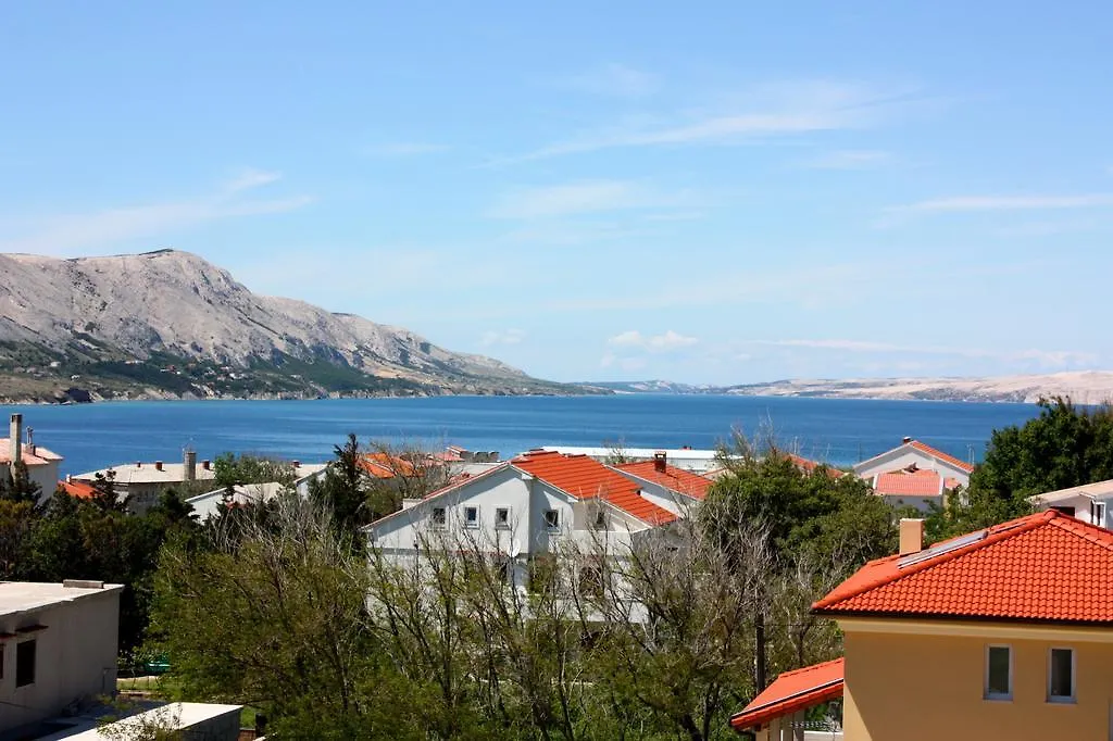 Apartments Kaja Pag Town