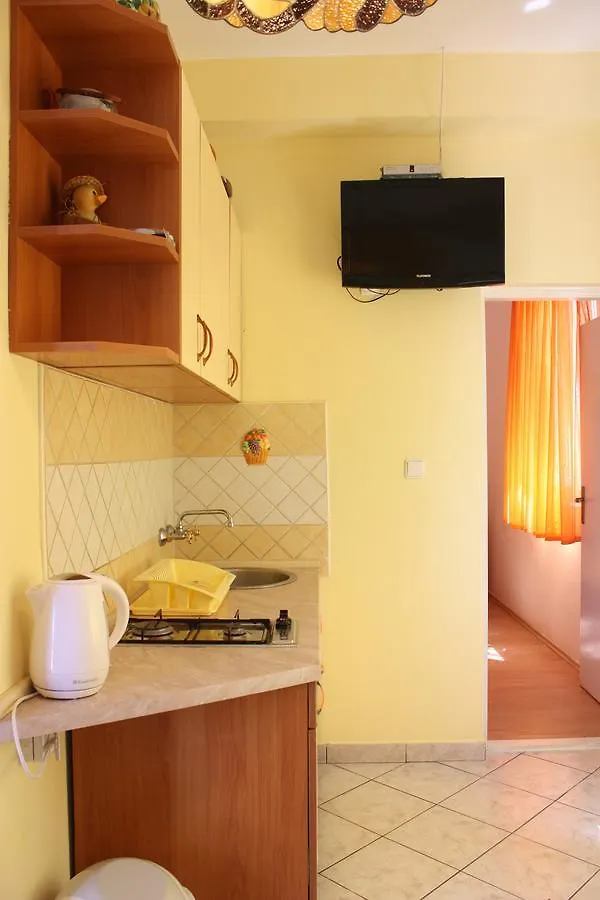 Apartments Kaja Pag Town